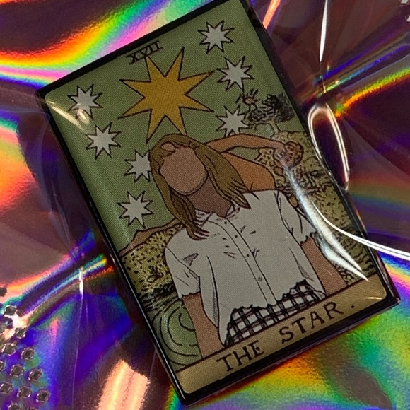 “THE STAR” TAYLOR SWIFT PIN TAROT TAYLOR PIN - THE STAR - Picture 3 of 9